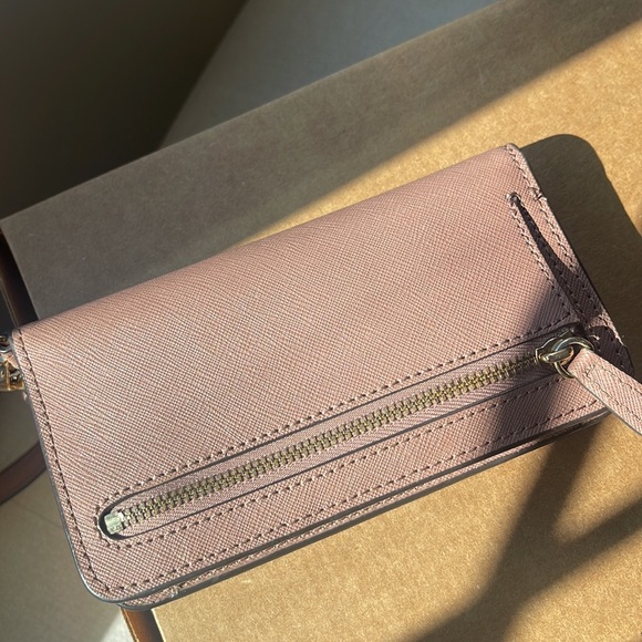Michael Kors wristlet - Picture 3 of 4